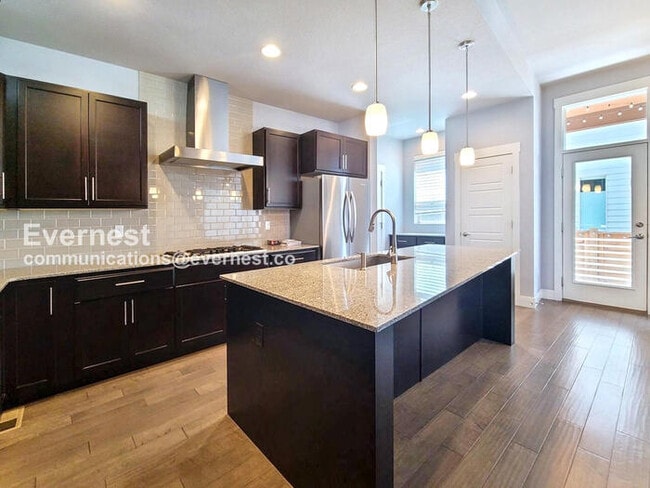 Building Photo - 5470 Trenton St