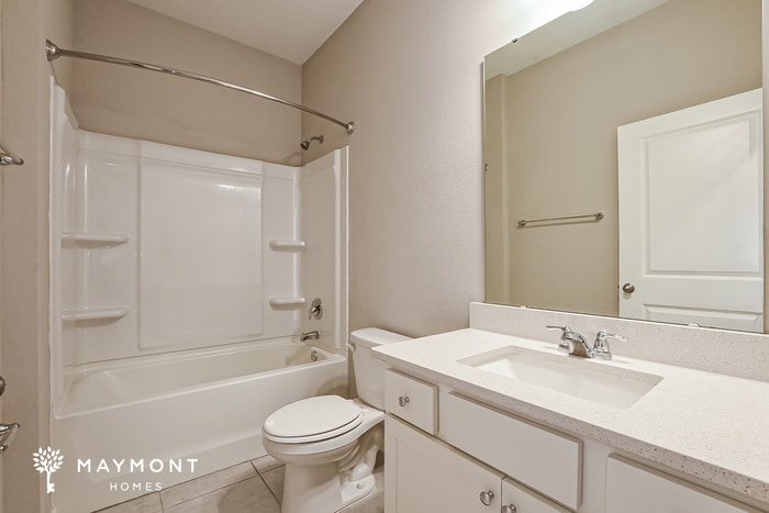 Building Photo - 2681 Island Pond Dr