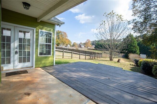 Building Photo - 300 McKendree Ct