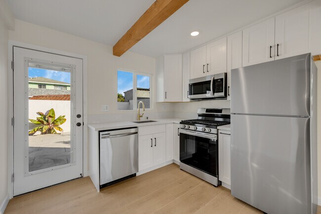 Building Photo - 3650 W 111th Pl