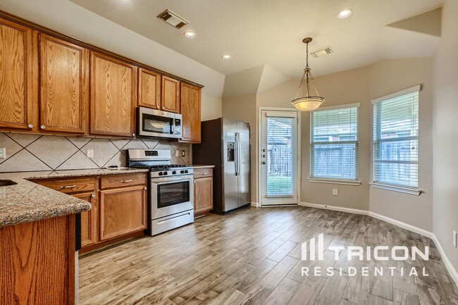 Building Photo - 11007 Overland Trail Dr