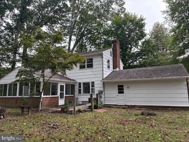 Building Photo - 3306 Whitesworth Rd