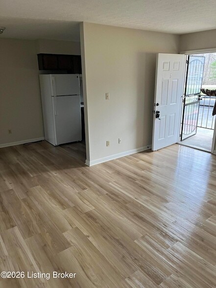 Building Photo - 1420 Hill St