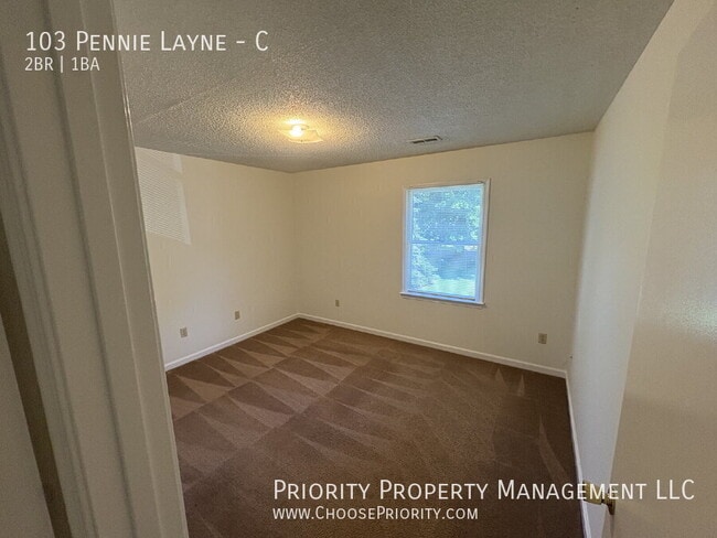 Building Photo - 103 Pennie Layne