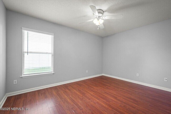 Building Photo - 705 Rembrandt Ave