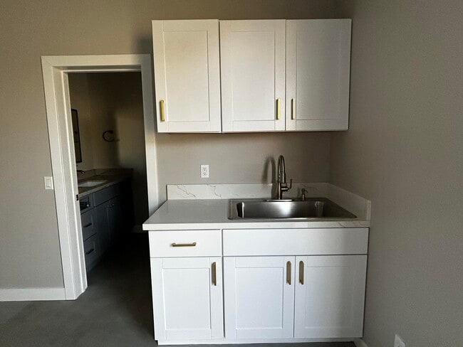 Building Photo - 41575 Ashford Pl