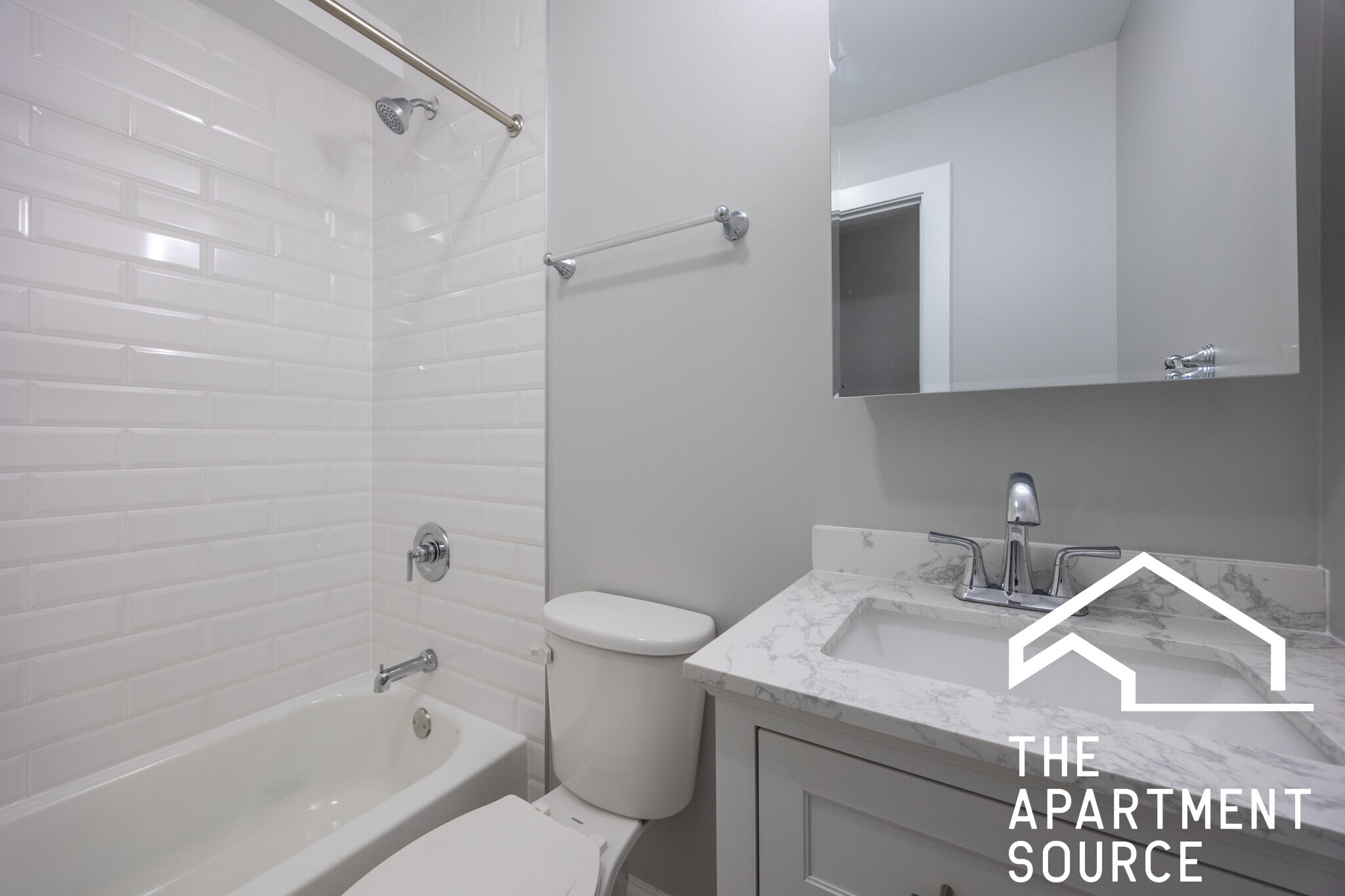 Building Photo - 752 W Gordon Ter