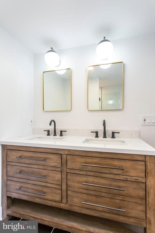 Building Photo - 2120 Ellsworth St