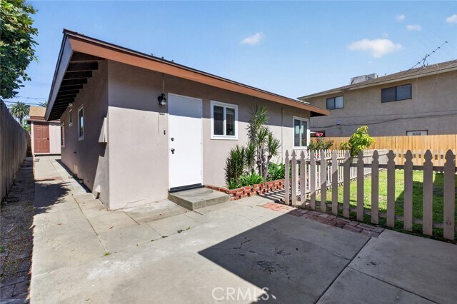 Building Photo - 605 Mar Vista Ave
