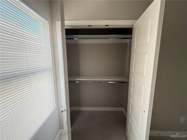 Building Photo - 34 Golden Nugget