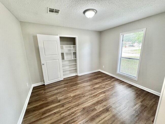 Building Photo - 4421 Hunt Cliff Trce