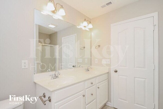 Building Photo - 5109 Olde Lantern Ct