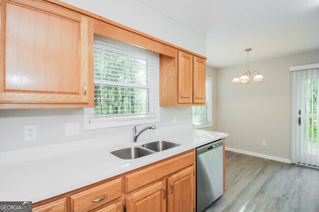 Building Photo - 3980 Rock Mill Pkwy