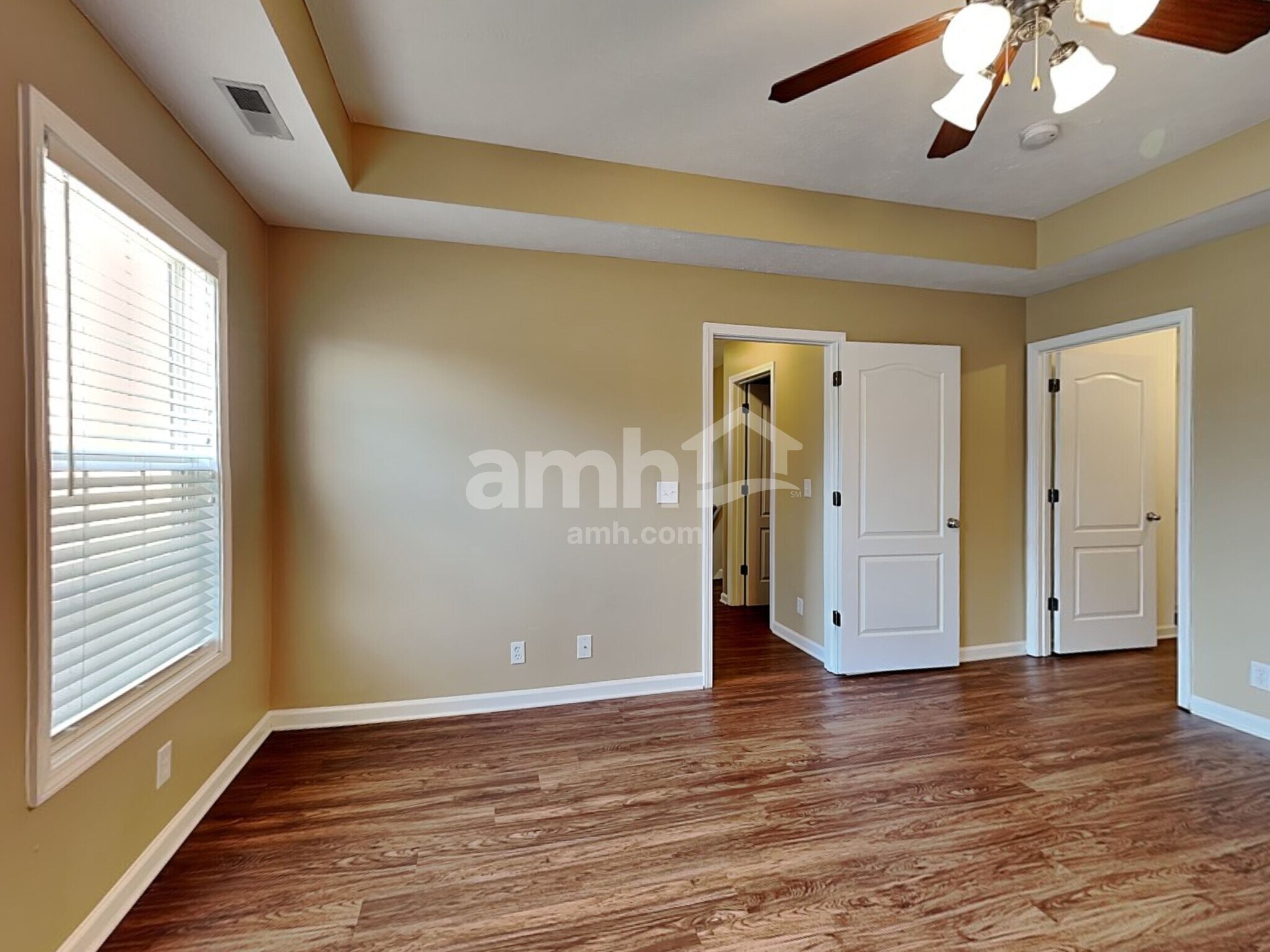 Building Photo - 3368 Marrast Dr