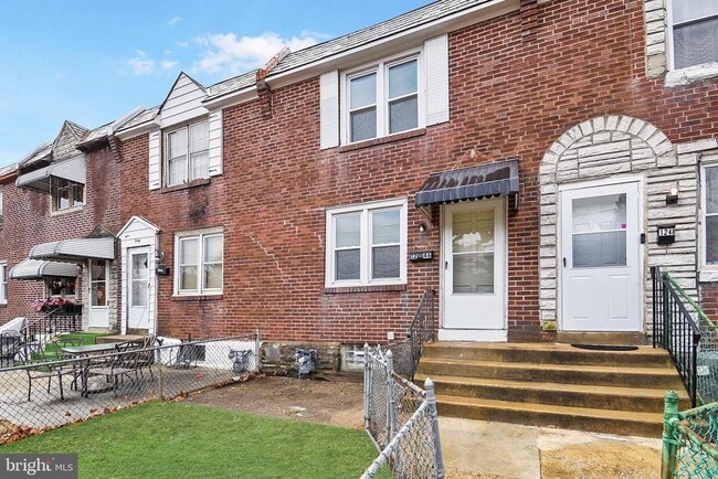 Building Photo - 1246 Wycombe Ave