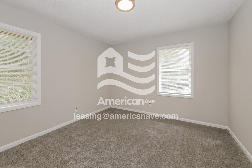 Building Photo - 5631 Mill Branch Rd