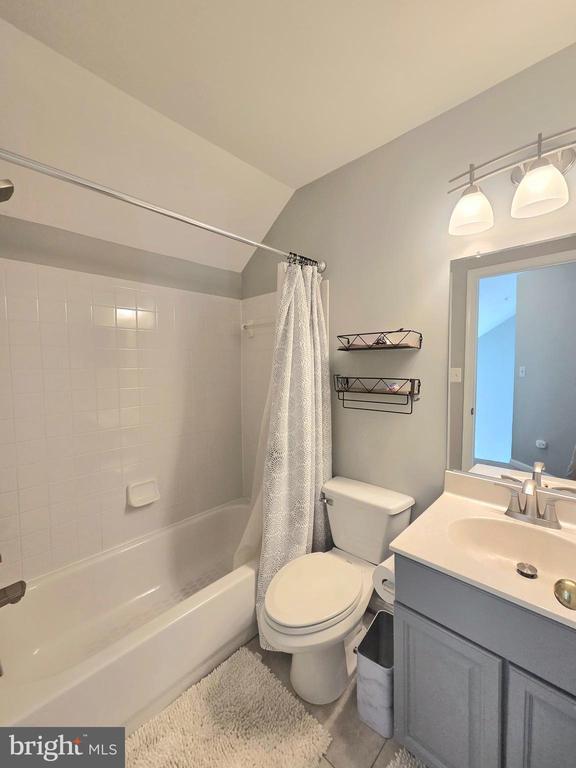 Building Photo - 1604 Post Oak Dr