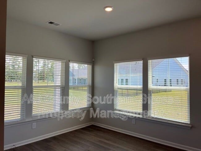 Building Photo - 5692 White Bark Drive