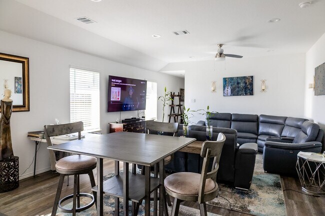 Building Photo - 5108 Marcasca Dr