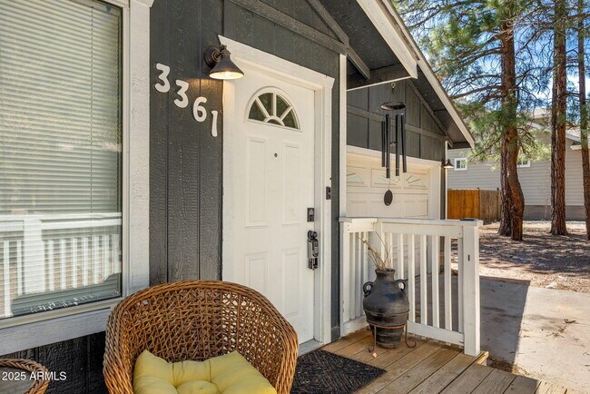 Building Photo - 3361 W Hansen