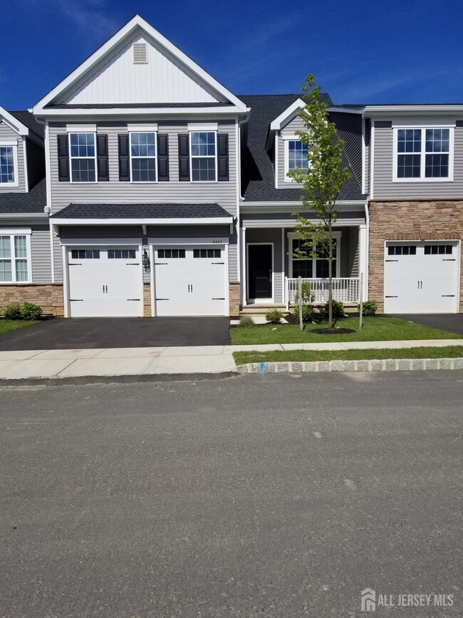 Primary Photo - 4403 Thompson Dr
