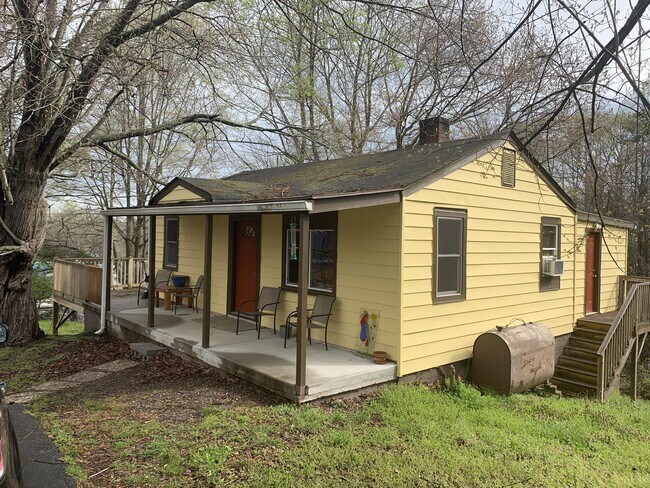 Primary Photo - 87 Argyle Ln