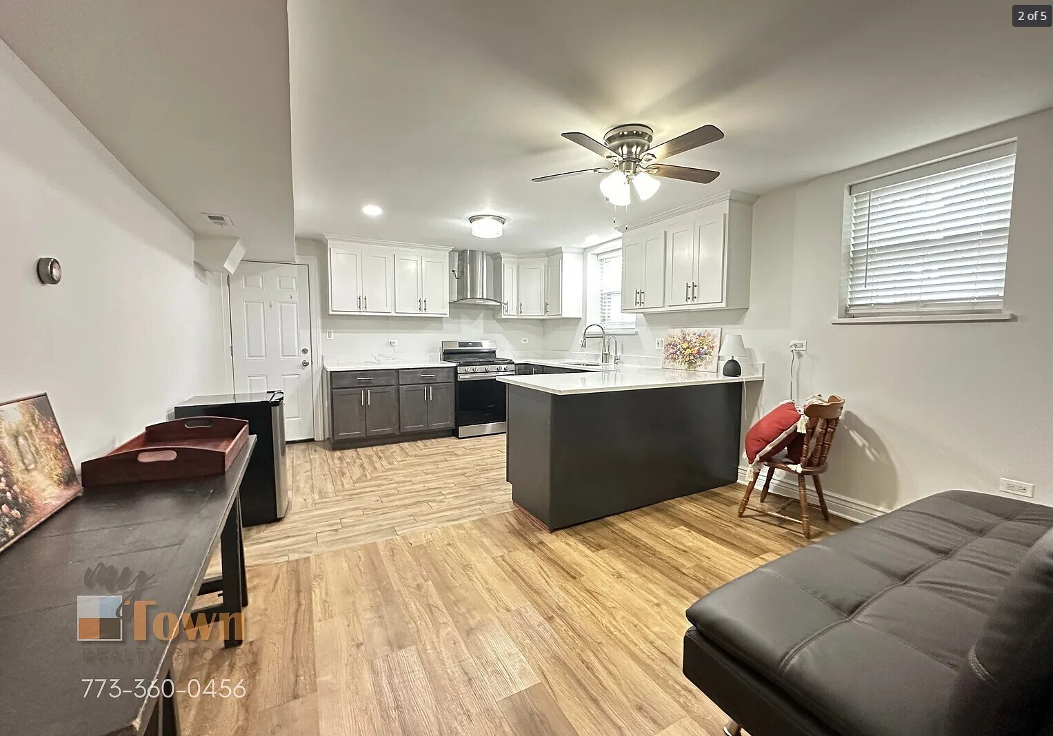 Building Photo - 5346 N Francisco Ave