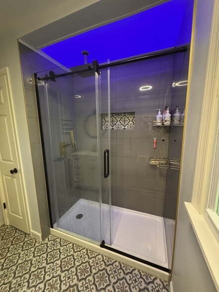 Building Photo - 5053 Wood Haven Ct