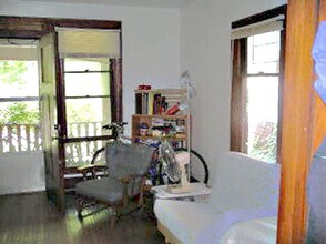 Building Photo - 211 W Illinois St