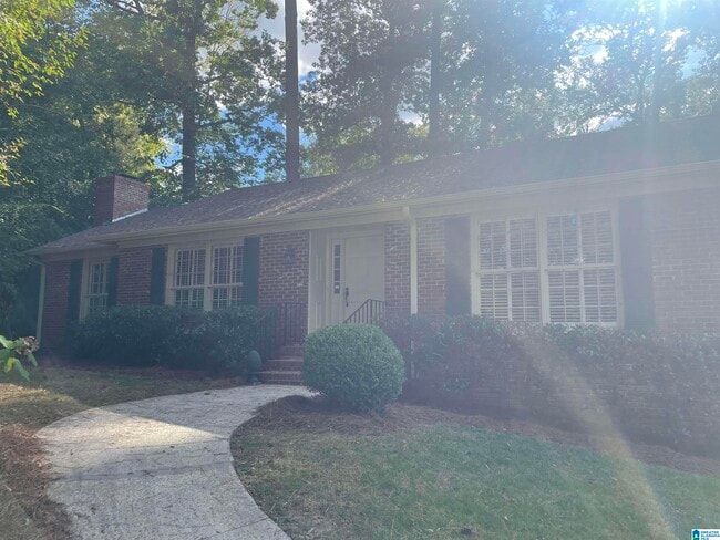 Building Photo - 3801 Rockbrook Cir