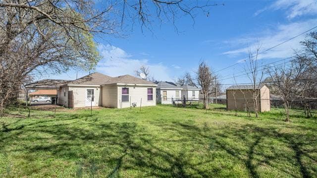 Building Photo - 1602 W Elm St