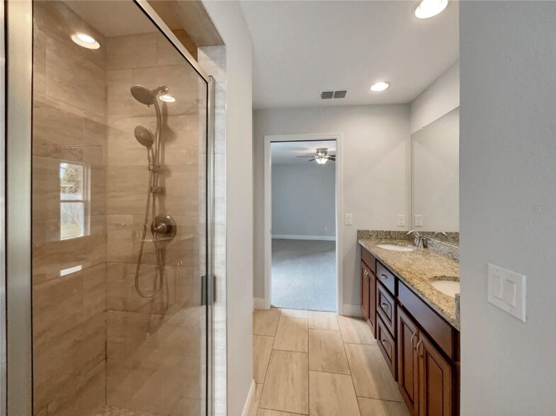 Building Photo - 203 Clayton Rd