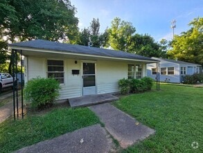 Building Photo - 2 bedroom 1 bathroom
