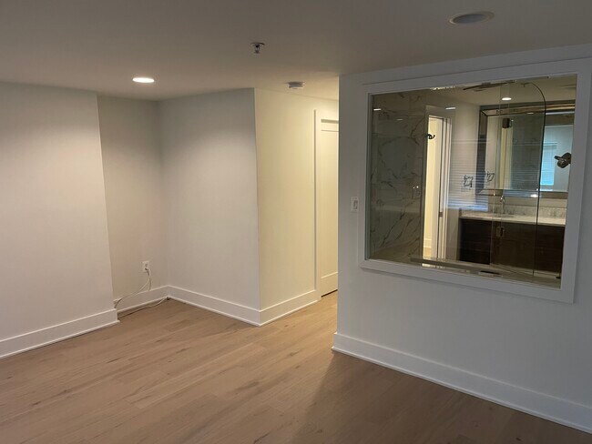 Owners Suite 1 - 505 O St NW