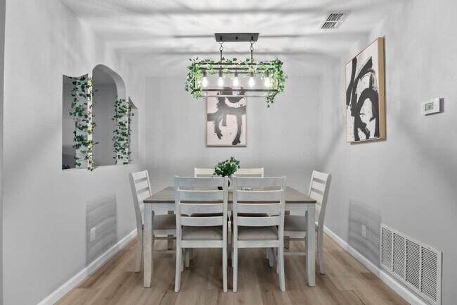 Building Photo - 12009 Florida Woods Ln