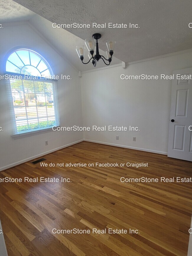Building Photo - 3942 Watling Ct