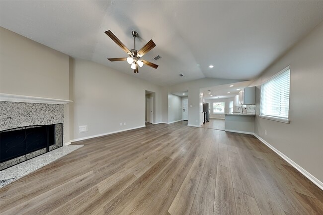 Building Photo - 28826 Stapleford St