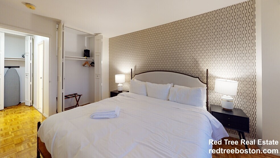 Building Photo - 185 Freeman St