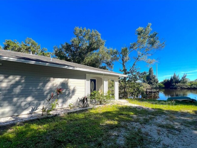 Building Photo - 10951 Ruden Rd