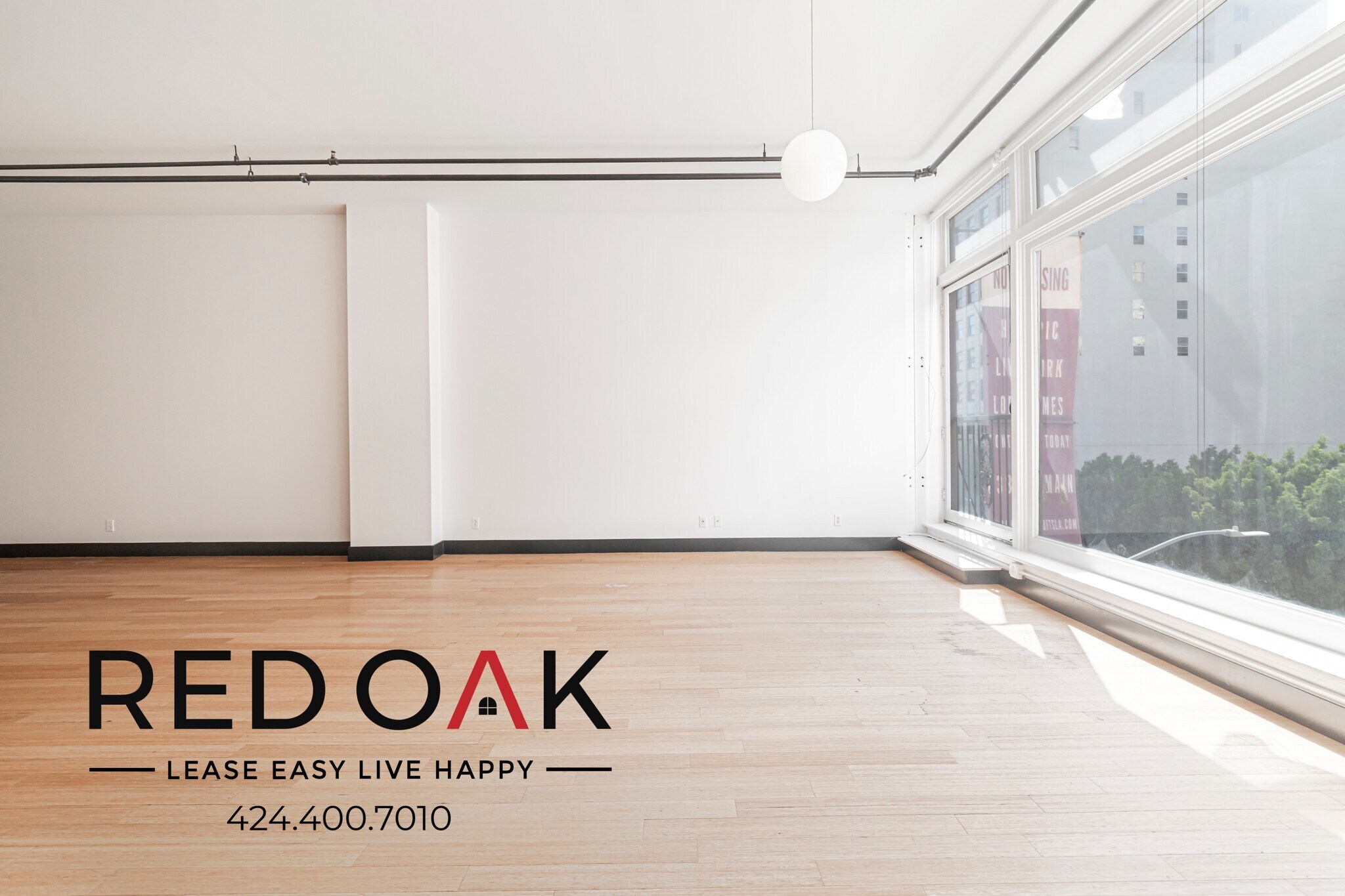 Building Photo - 620 Main St