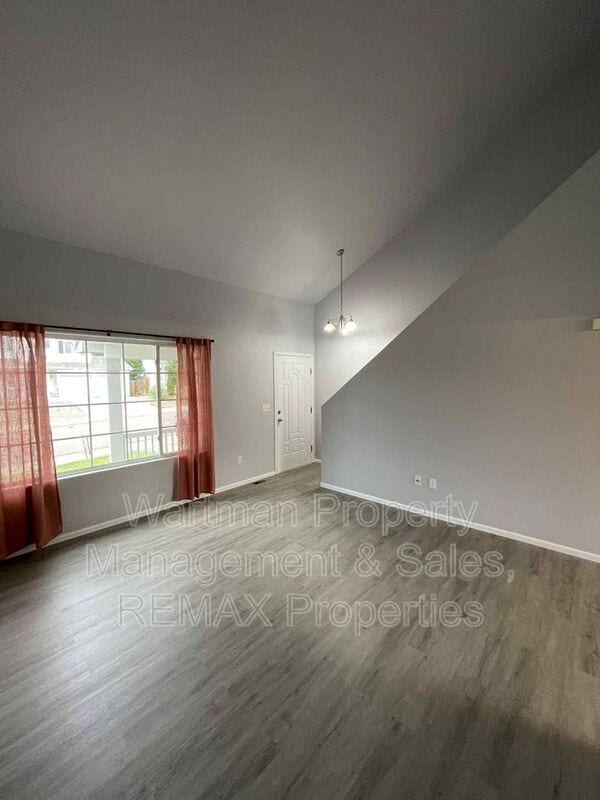Building Photo - 213 Audubon Dr