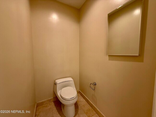 Building Photo - 1431 Riverplace Blvd