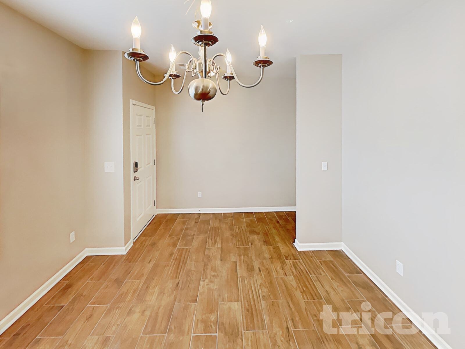 Building Photo - 2116 Lauren Woods Dr