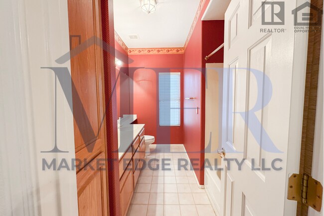 Building Photo - 4Bed/2.5Bath Home at Deer Valley Rd/67th Ave! $199 MOVE-IN SPECIAL! Ready for Immediate Move-In!