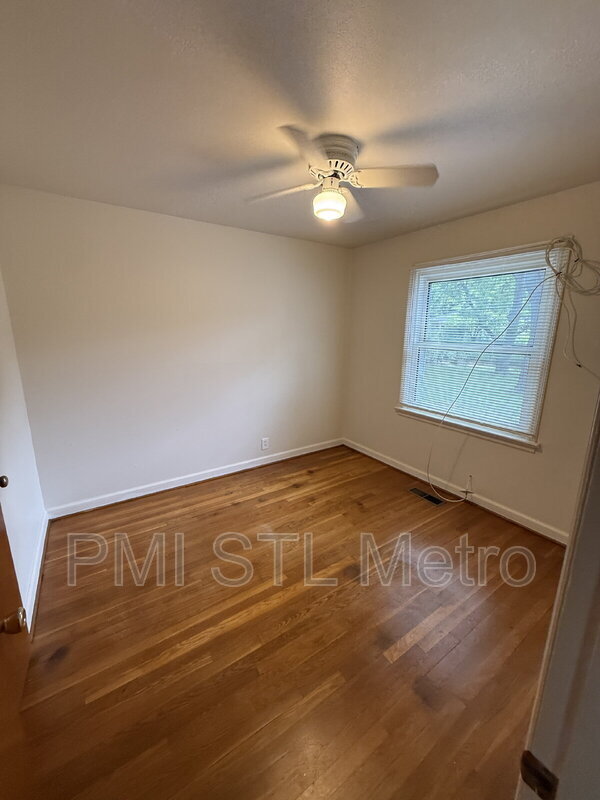 Building Photo - 1238 Hoyt Dr