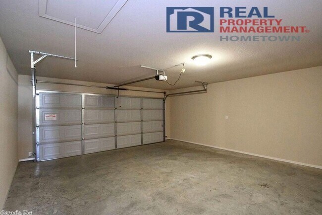 Building Photo - 6316 Lena Dr