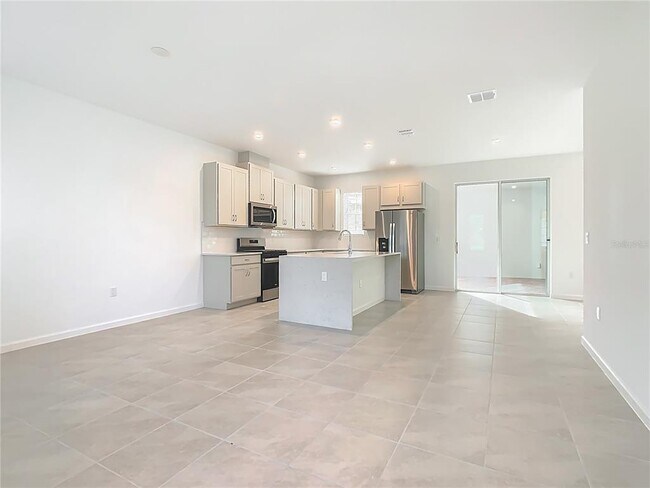 Building Photo - 2414 Celebration Blvd