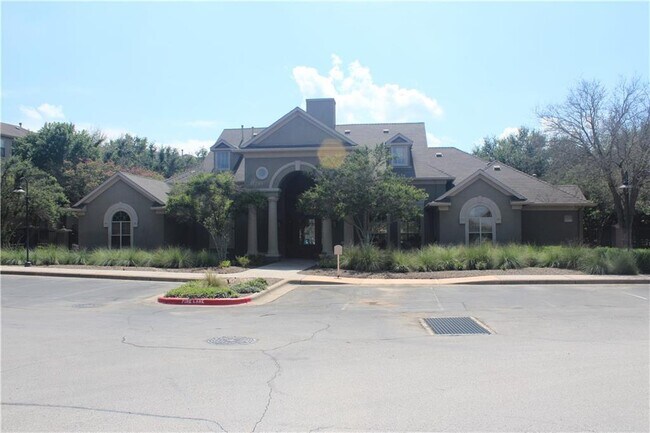 Building Photo - 11203 Ranch to Market Rd 2222