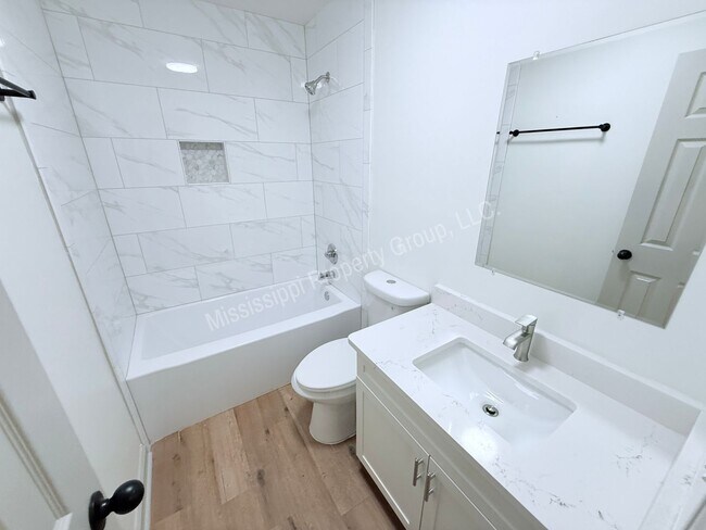 Building Photo - 3BR/3BA For Rent Short Term