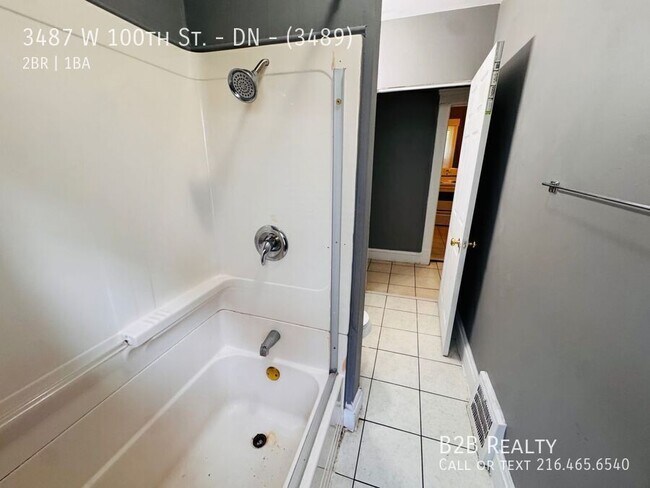 Building Photo - 3487 W 100th St